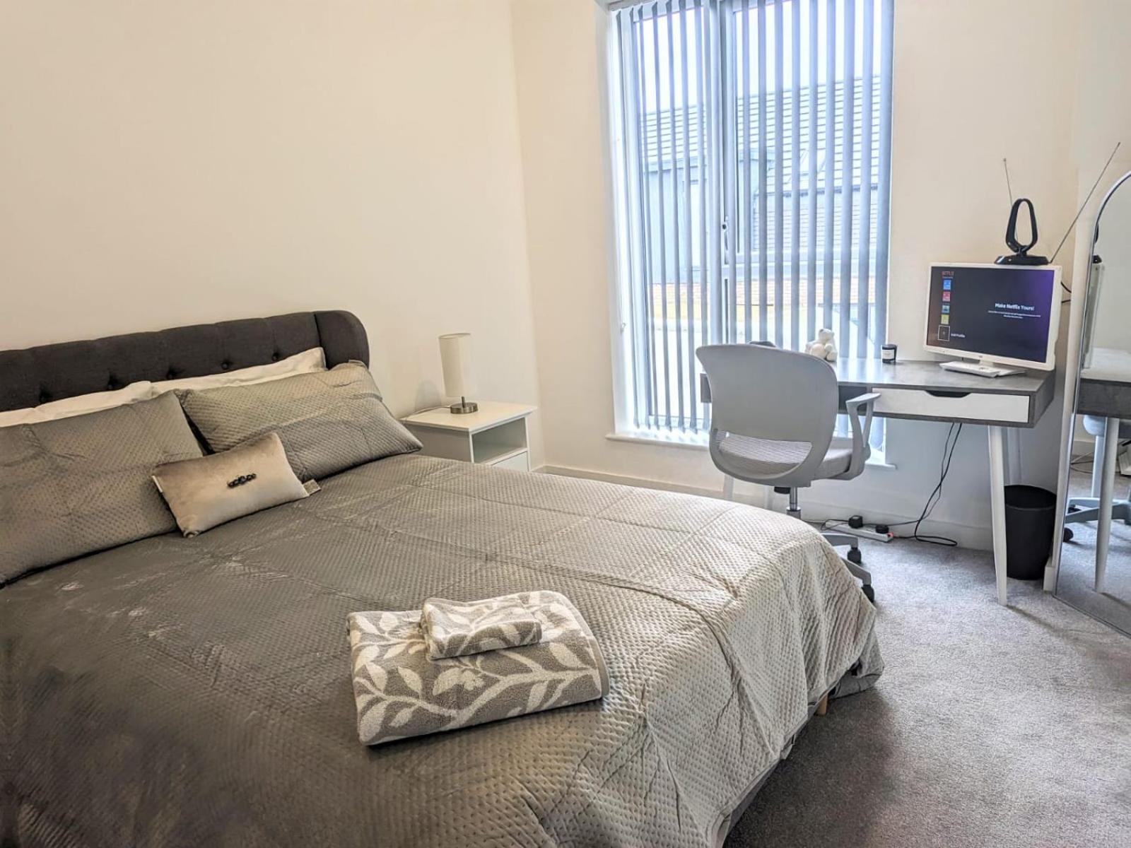 Contemporary Double Ensuite Room Birmingham Ngoại thất bức ảnh
